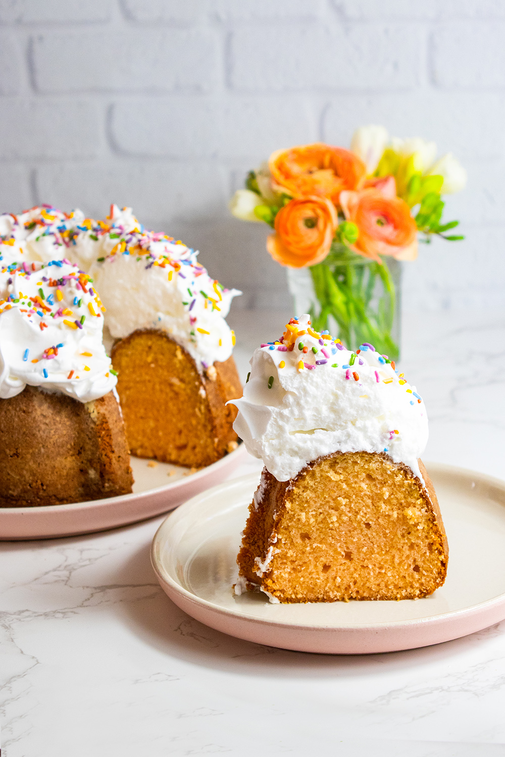 Easter Bundt Cake Recipe | Easter Cake Recipes | Tesco Real Food